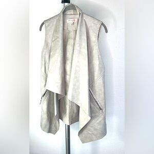 Philosophy Size XS Faux Leather Asymmetrical Open Vest Zipper Pockets Neutral